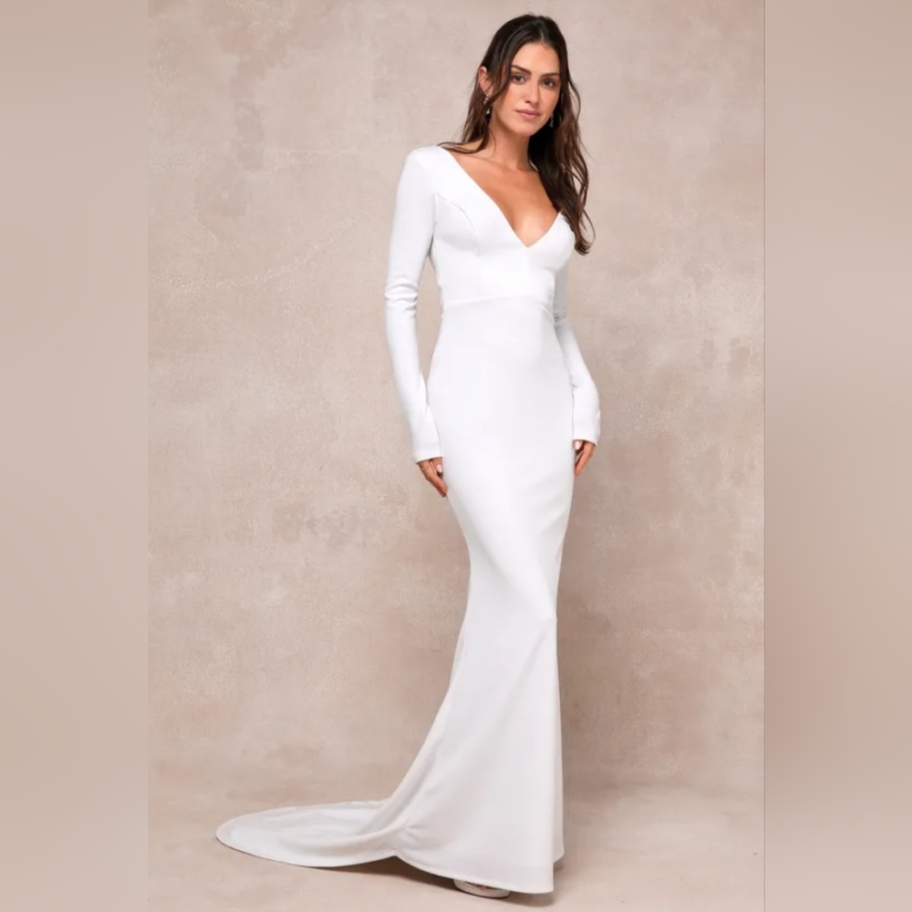 Extravagant Love White Backless Long Sleeve Ruched Maxi Dress - XS